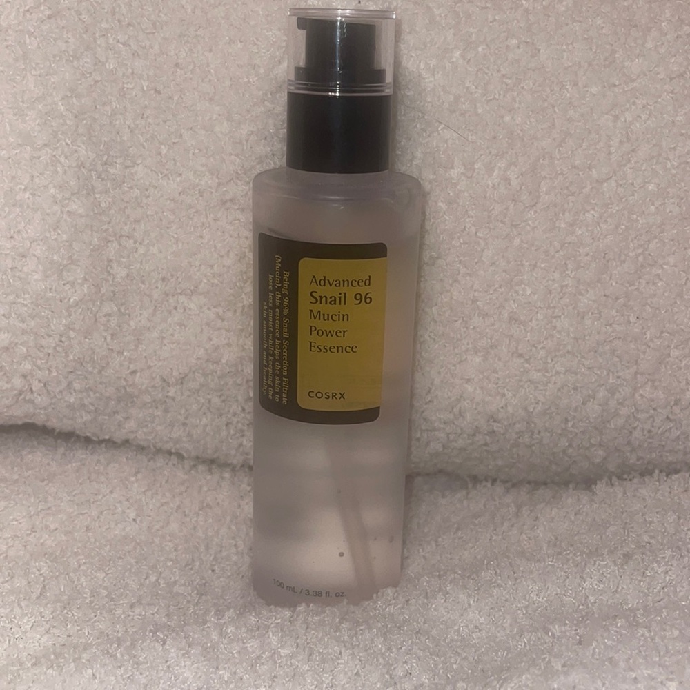 COSRX advances snail 96 mucin power essence